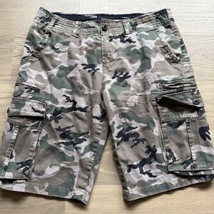 Hurley Shorts Men 31x11 (Fits 34) Woodland Camo Cargo Pockets